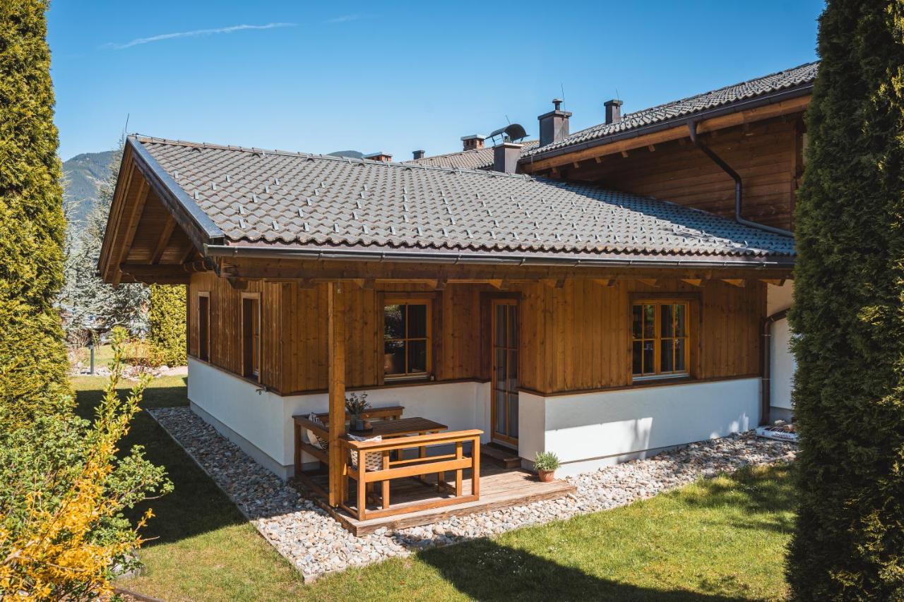 Dorfchalets & Apartments - Authentic Experience In Centre Of Kaprun Including Tauernspa And Summercard Exterior foto