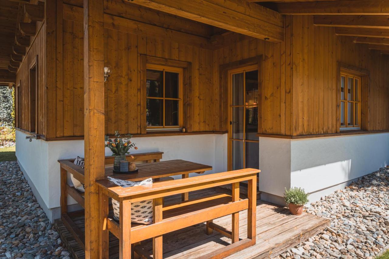 Dorfchalets & Apartments - Authentic Experience In Centre Of Kaprun Including Tauernspa And Summercard Exterior foto